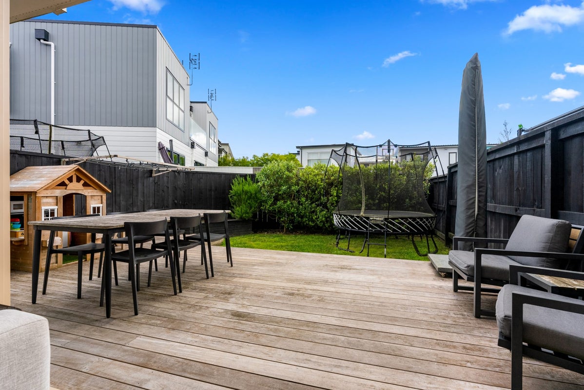 31 Eyton Kay Road, Hobsonville, Auckland - Carousel 1
