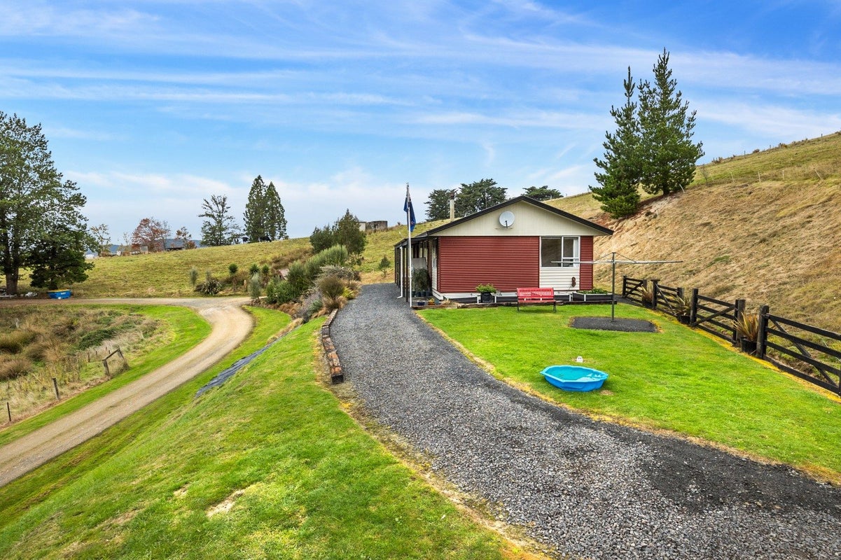 29 Webbs Road, Berwick Forest, Outram - Carousel 2