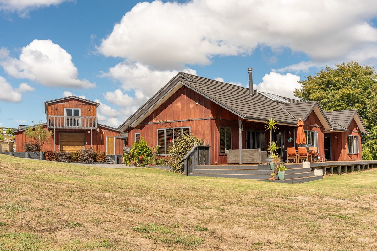 182B Howden Road, Temple View, Hamilton - Carousel 1