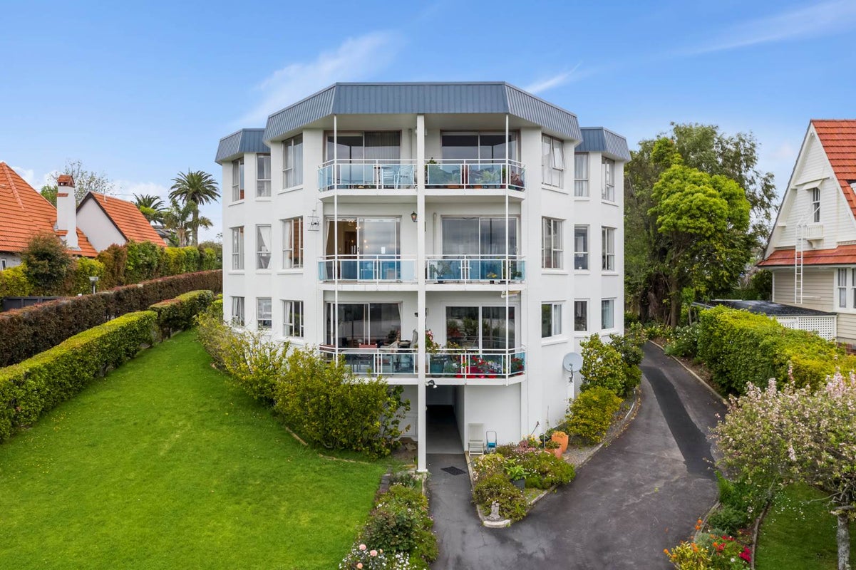 3/193 St Heliers Bay Road, St Heliers, Auckland - Carousel 1