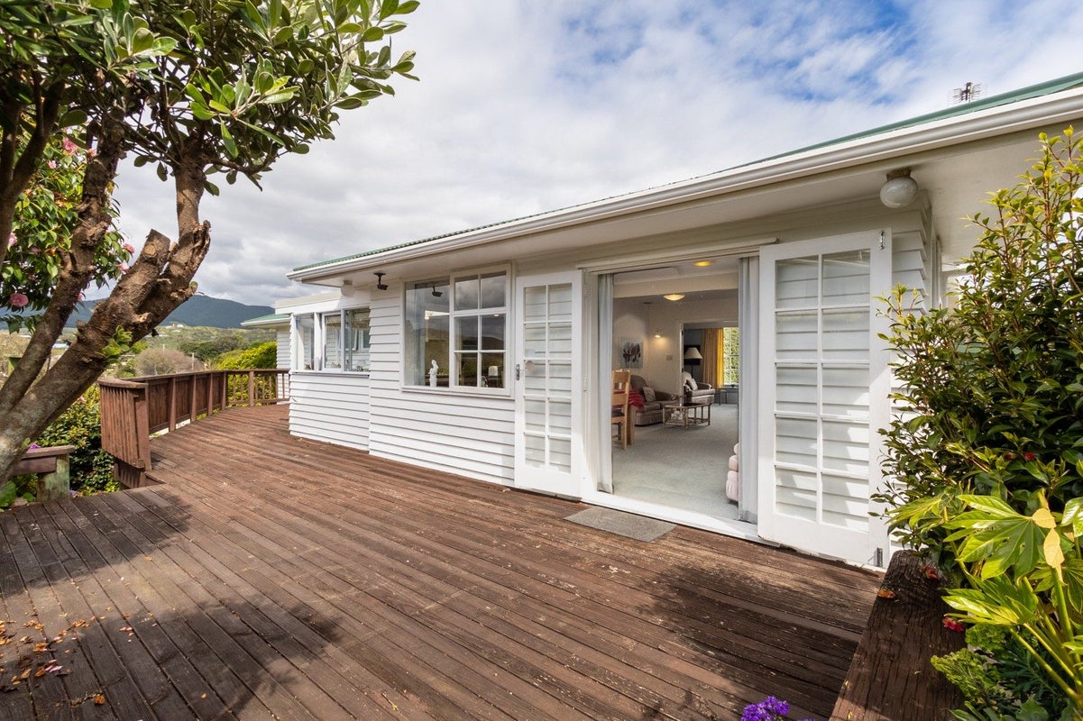32 Tui Road, Raumati Beach, Paraparaumu - Carousel 2