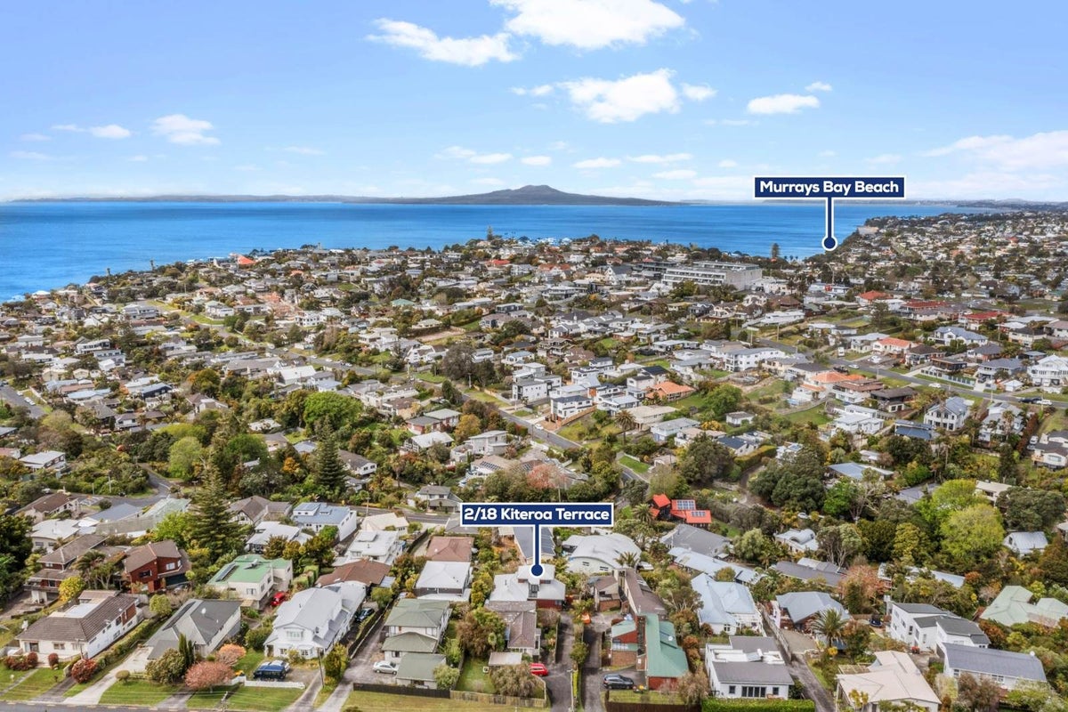 2/18 Kiteroa Terrace, Rothesay Bay, Auckland - Carousel 29