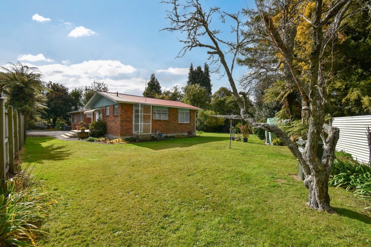 40A Sunset Road, Mangakakahi, Rotorua - Carousel 1