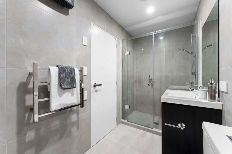 5/22 Takapu Street, Henderson, Auckland - Carousel 10