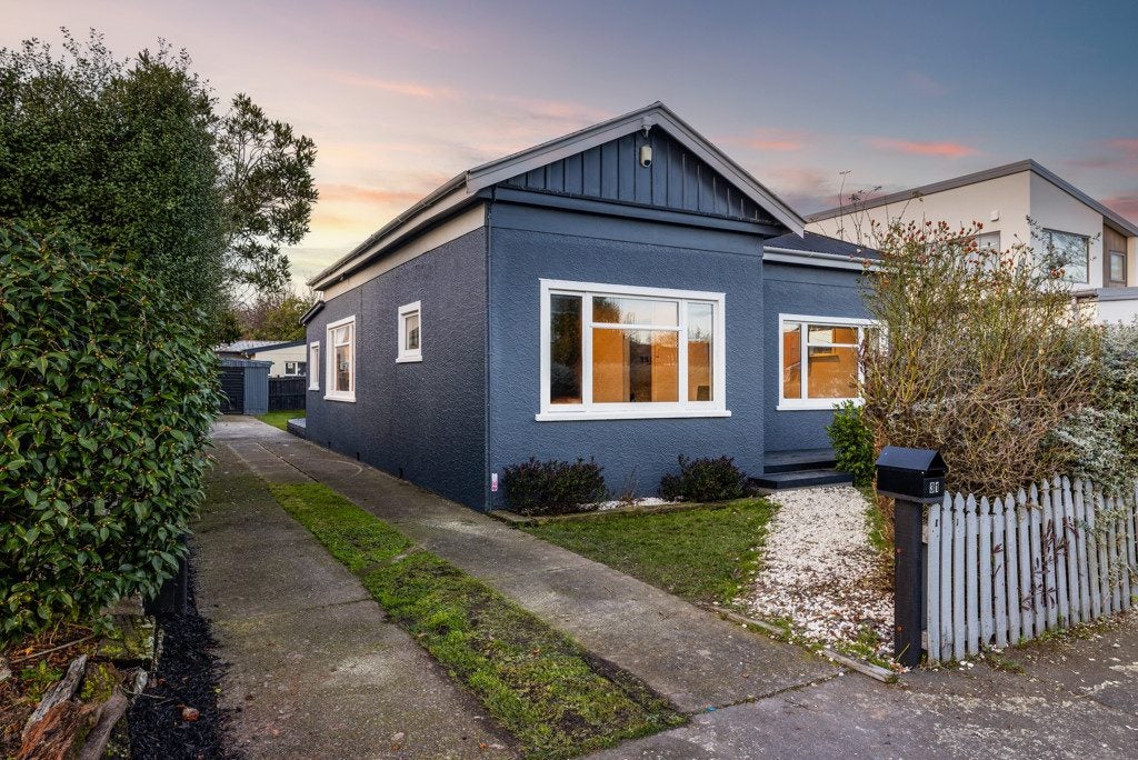 31 Frederick Street, Waltham, Christchurch - Carousel 1