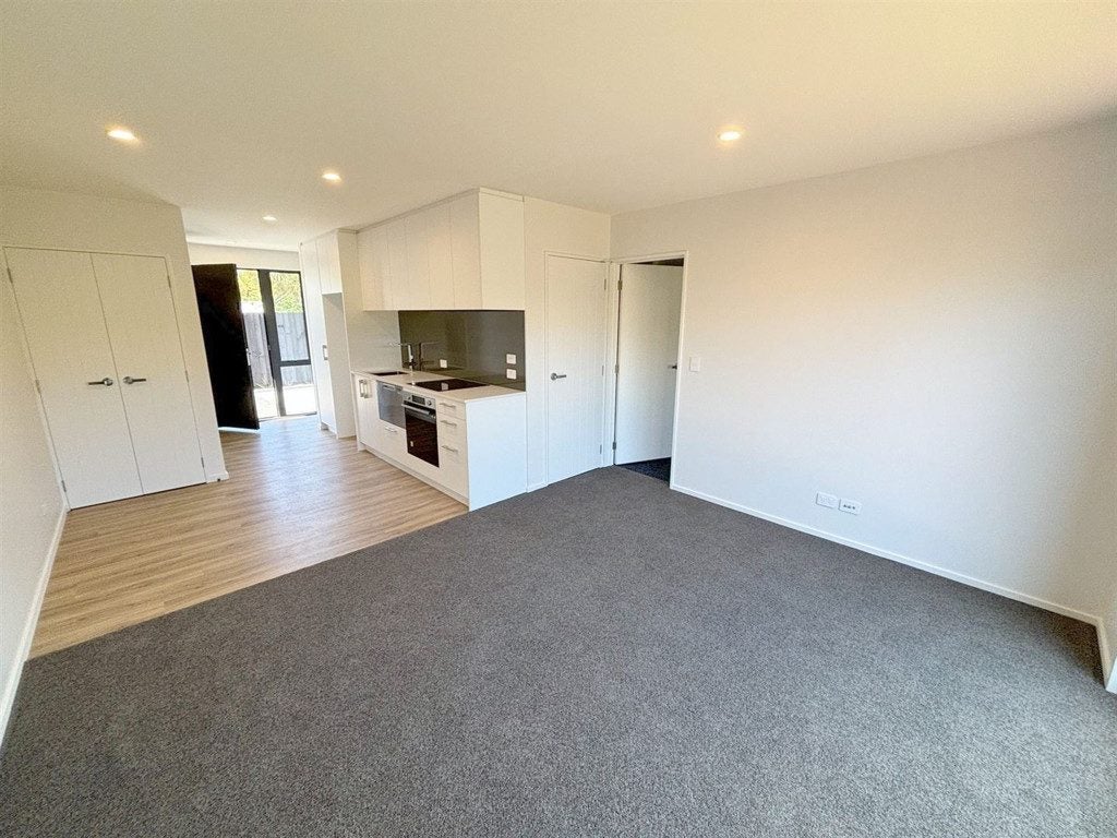 2/58 Linwood Avenue, Linwood, Christchurch - Carousel 2