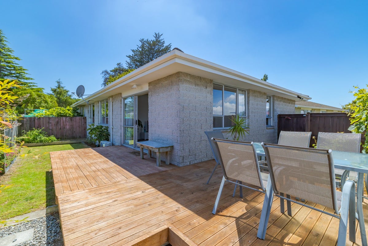 1/12 Bonar Place, Woolston, Christchurch - Carousel 1