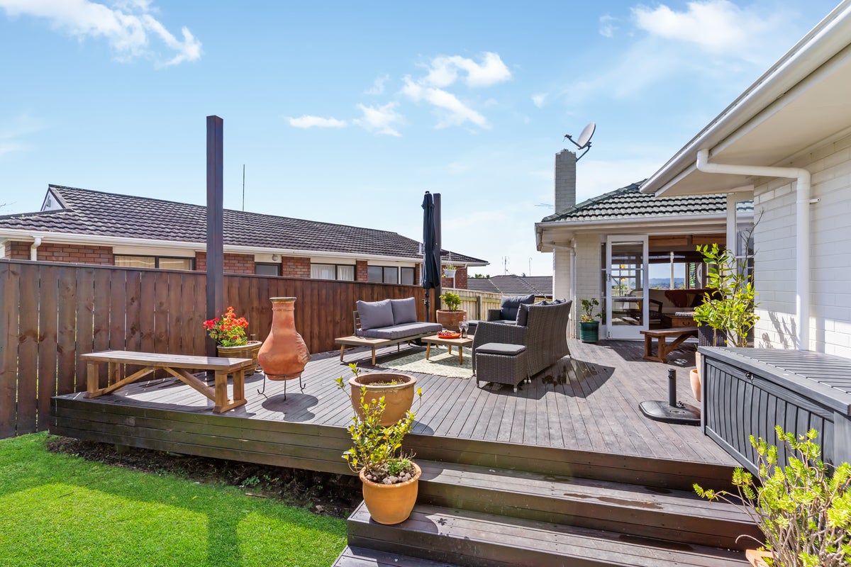 86 Bradbury Road, Botany Downs, Auckland - Carousel 2