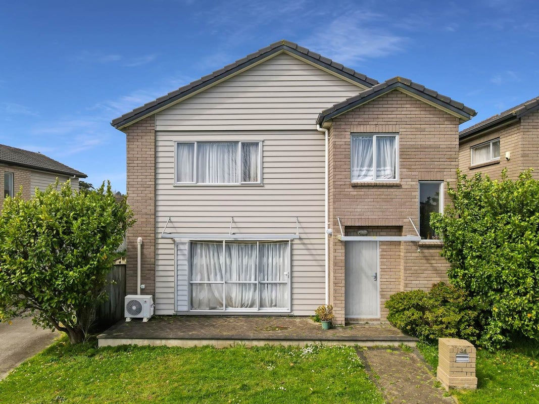 34 Salford Crescent, Flat Bush, Auckland - Carousel 2