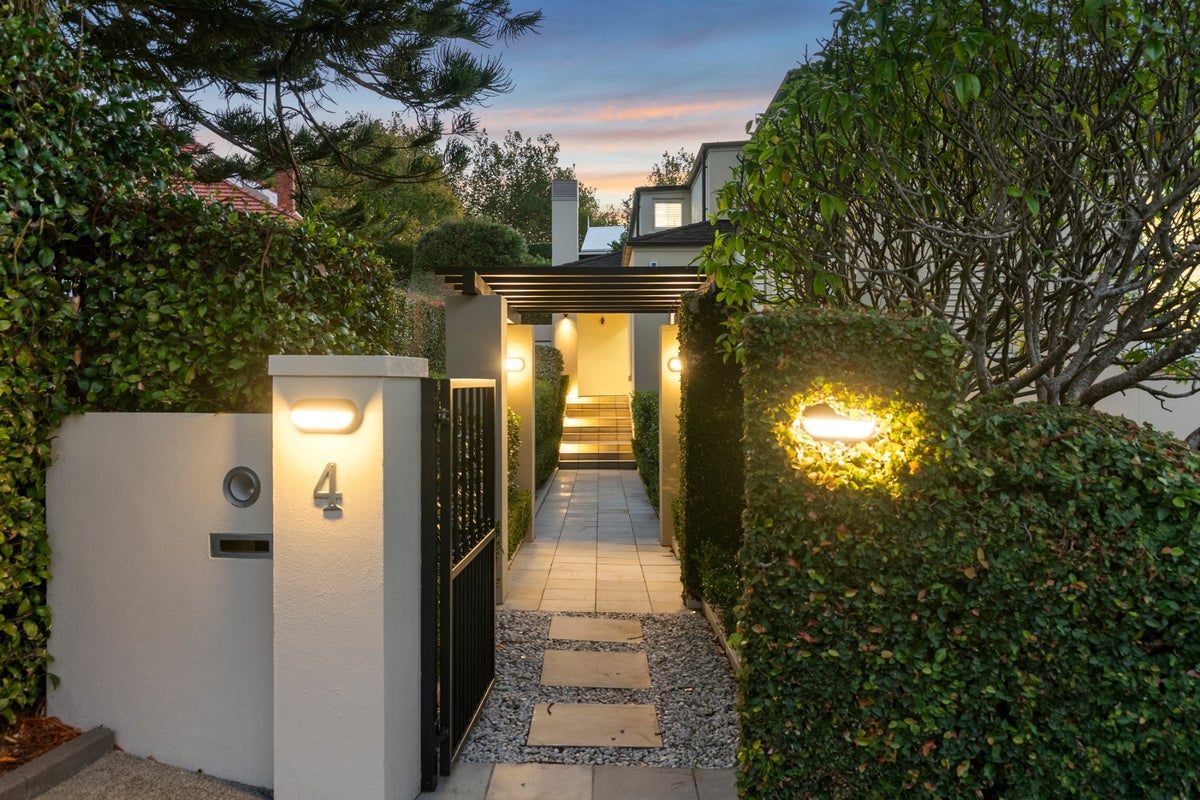 4 Kelvin Road, Remuera, Auckland - Carousel 1