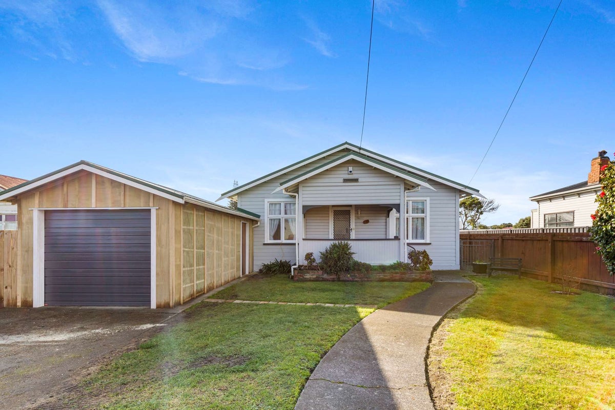 270 Heads Road, Gonville, Whanganui - Carousel 1