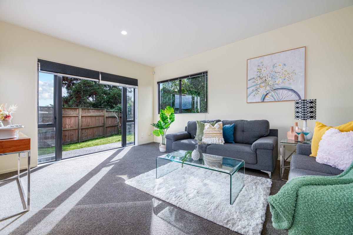1/167 Whitney Street, Blockhouse Bay, Auckland - Carousel 2