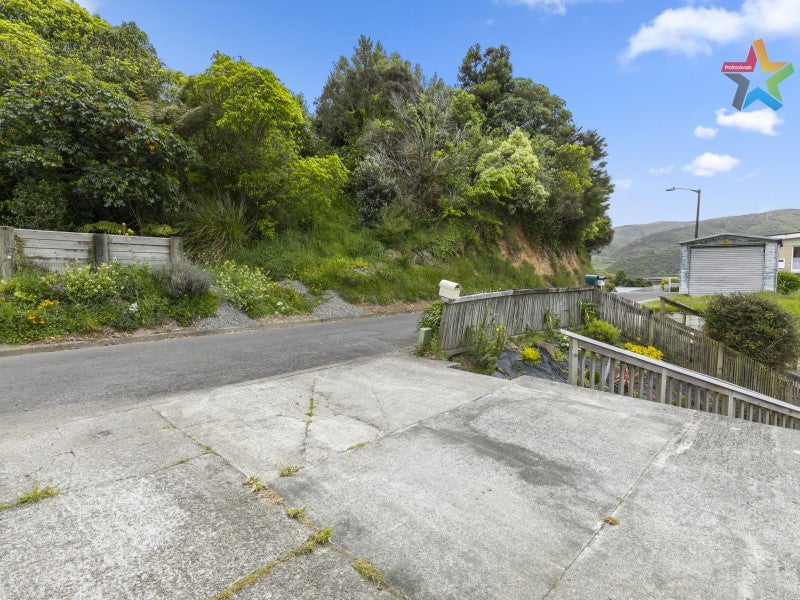 17B Holborn Drive, Stokes Valley, Lower Hutt - Carousel 12
