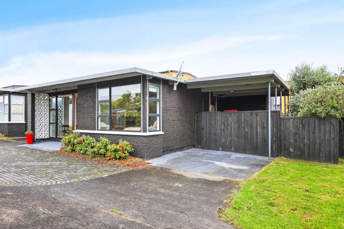 3/132 Onewa Road, Northcote, Auckland - Carousel 2