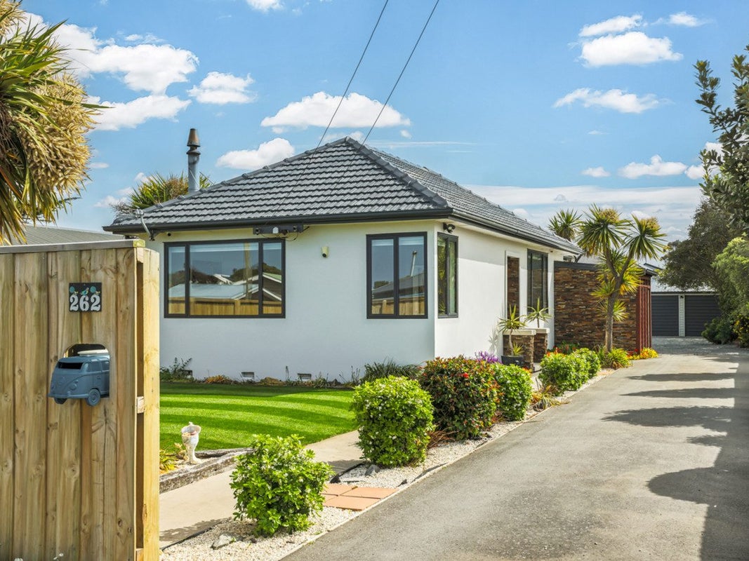 262 Pine Avenue, South New Brighton, Christchurch - Carousel 2