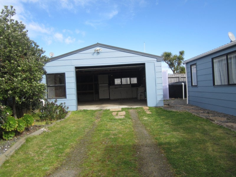 5 Matakane Street, Waitarere Beach, Levin - Carousel 15