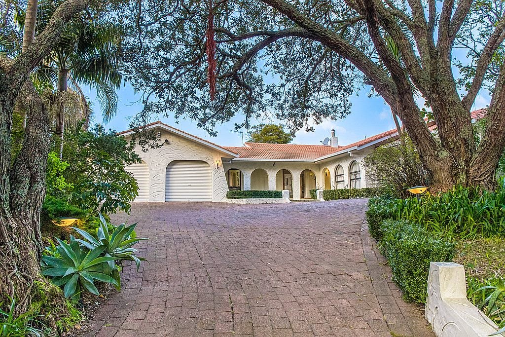 271 Beach Road, Campbells Bay, Auckland - Carousel 2