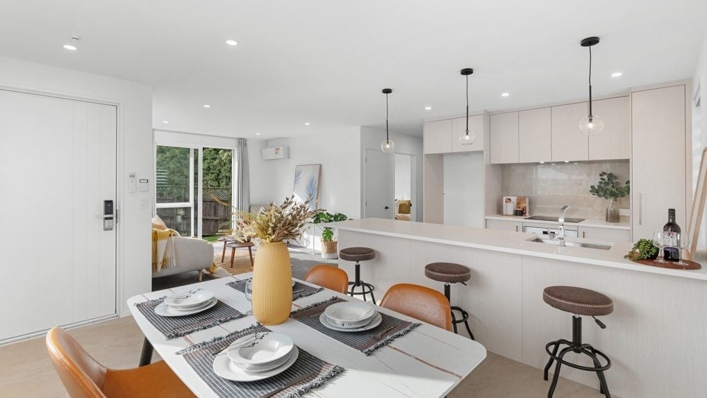 28B Hooker Avenue, Bryndwr, Christchurch - Carousel 1
