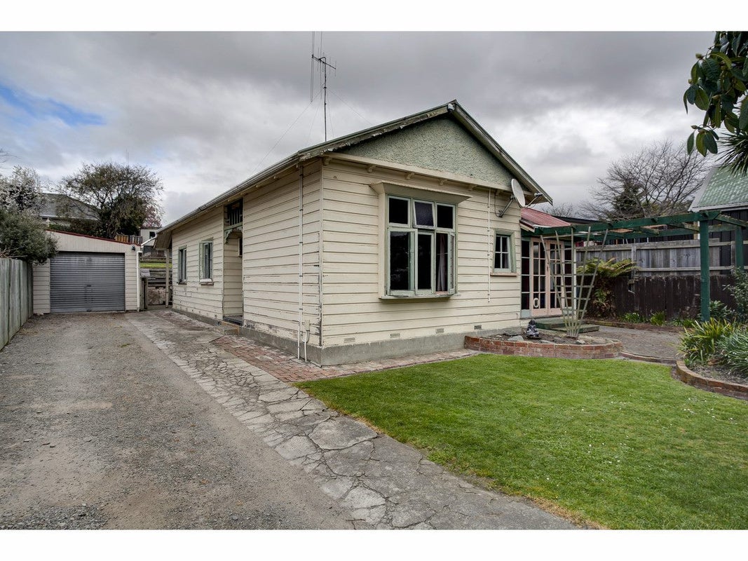 14 Cameron Street, Seaview, Timaru - Carousel 1