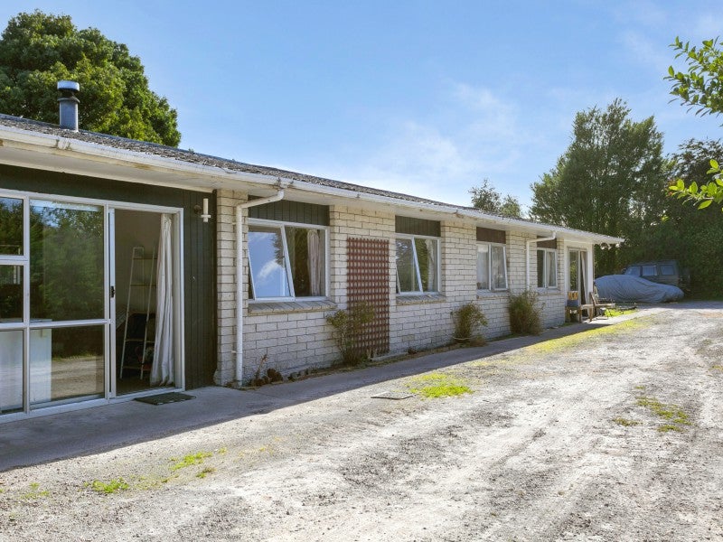 11 Pihanga Street, Taupo, Taupo - Carousel 1
