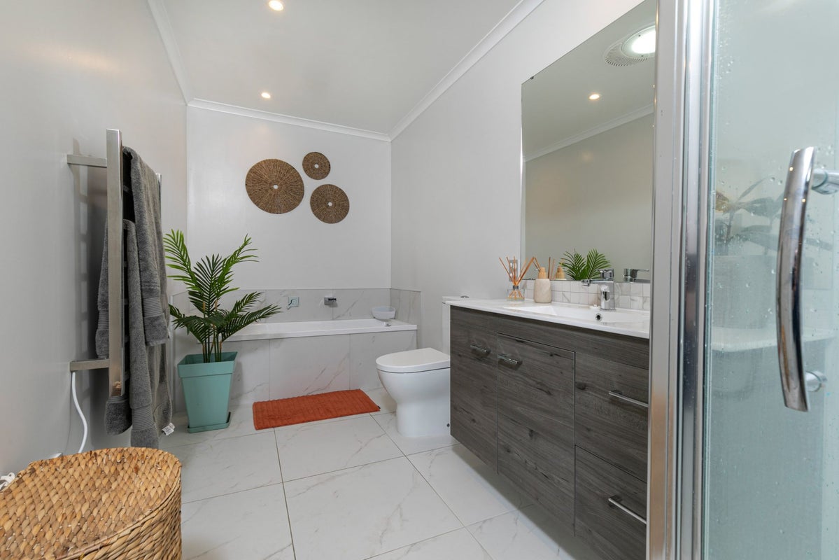 14 Spotted Dove Road, Hobsonville, Auckland - Carousel 18