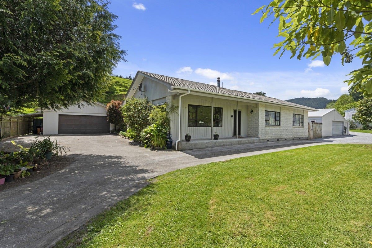 87 Wallace Road, Koputaroa, Levin - Carousel 1