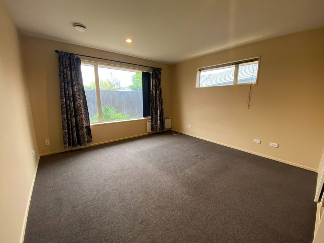 31 Dufek Crescent, Wigram, Christchurch - Carousel 9