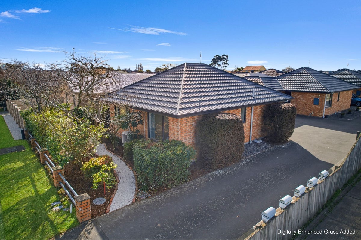1/42 Sawyers Arms Road, Northcote, Christchurch - Carousel 2