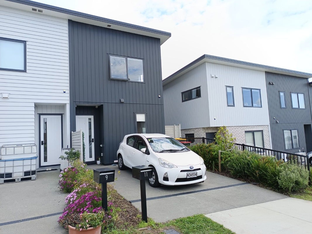 11 Nuku Place, Manurewa, Auckland - Carousel 1