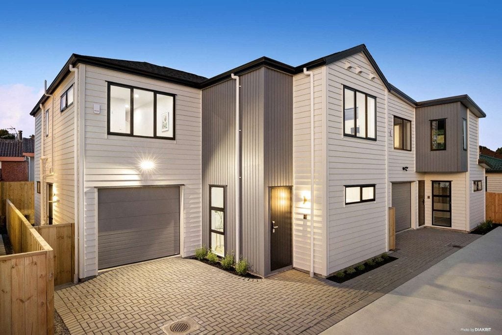 152B Botany Road, Botany Downs, Auckland - Carousel 2