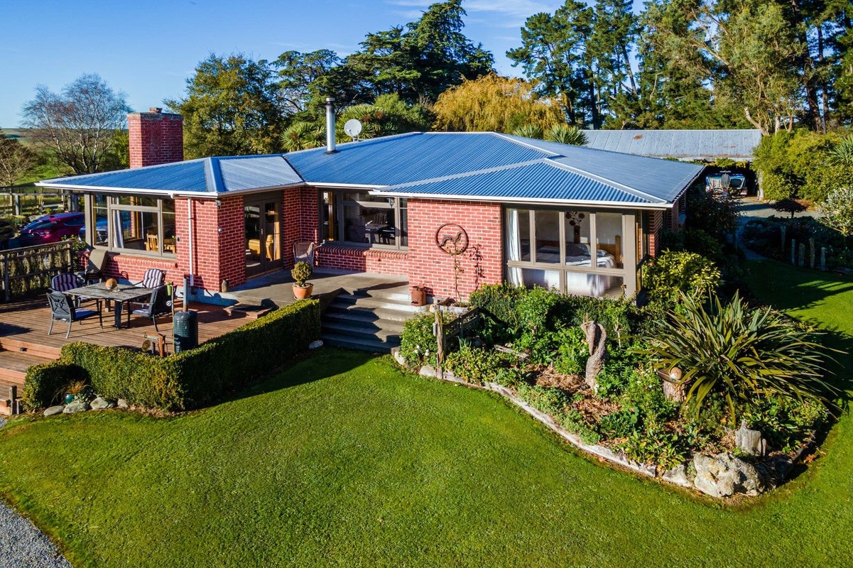 285 Newton Road, Hazelburn - Carousel 1