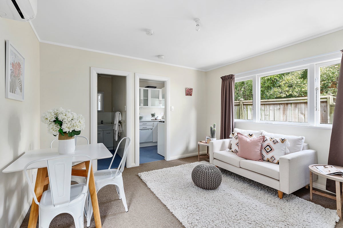 115 Aro Street, Aro Valley, Wellington - Carousel 2