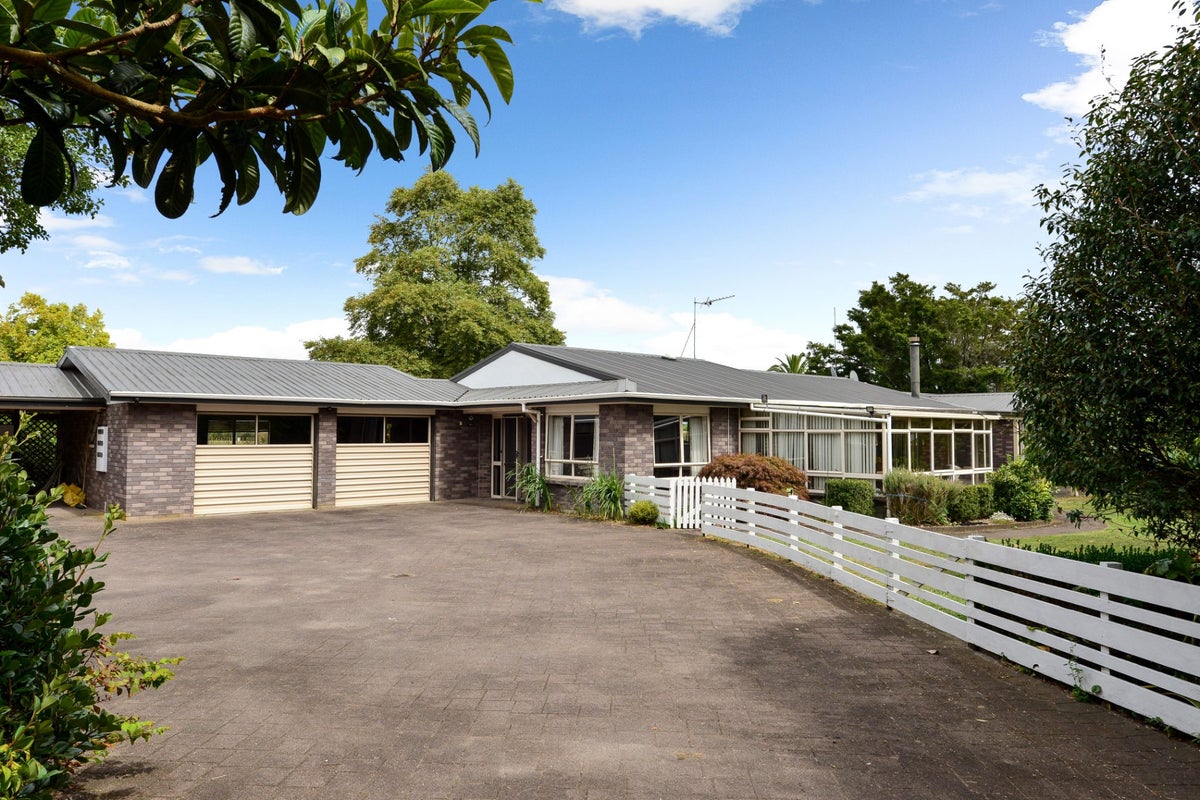 156 Lee Martin Road, Cambridge - Carousel 1