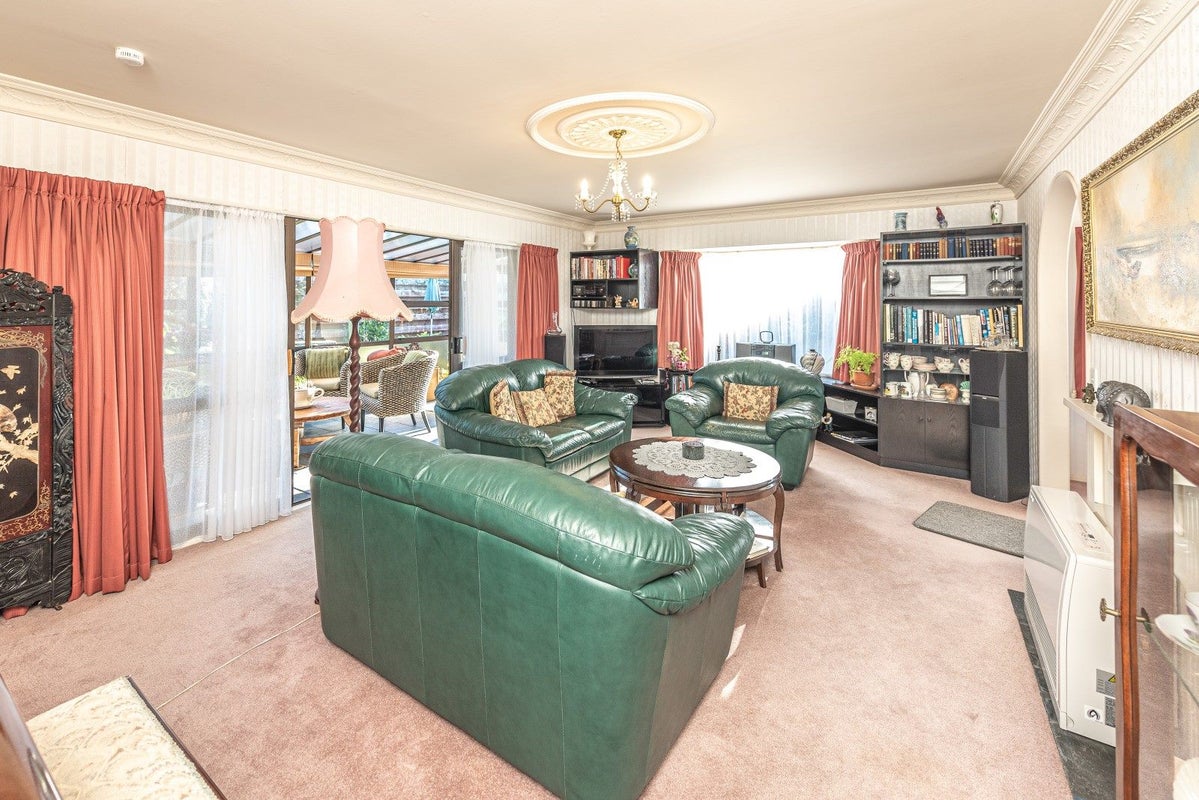 4 Hampton Place, Springvale, Whanganui - Carousel 2