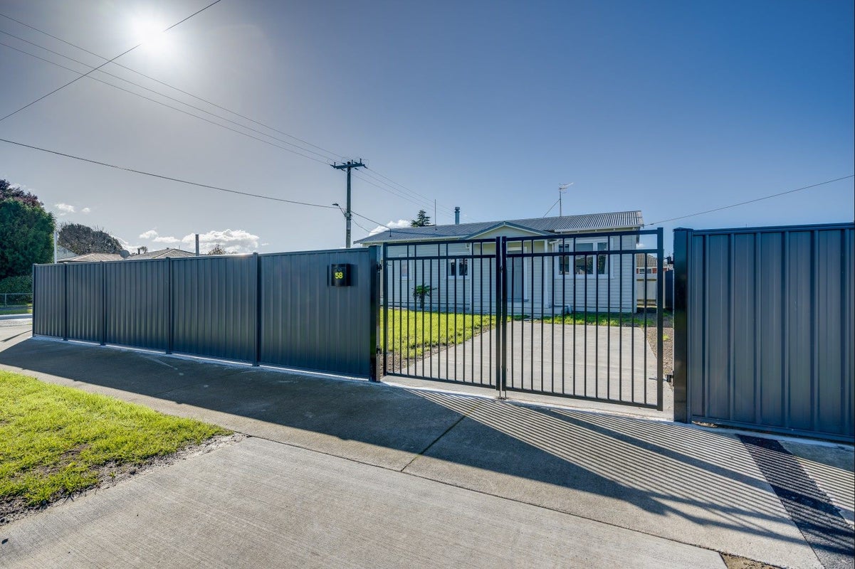 58 Geddis Avenue, Maraenui, Napier - Carousel 2