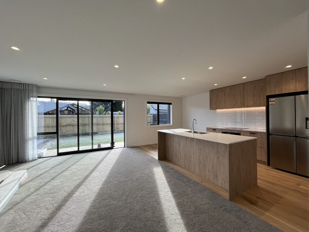 13 Poolburn Court, Lake Hayes, Queenstown - Carousel 1