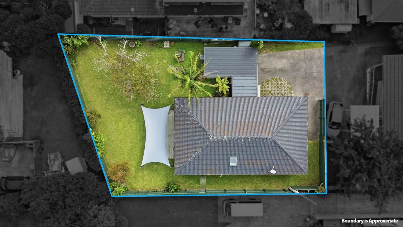 2/330 Rangatira Road, Beach Haven, Auckland - Carousel 34