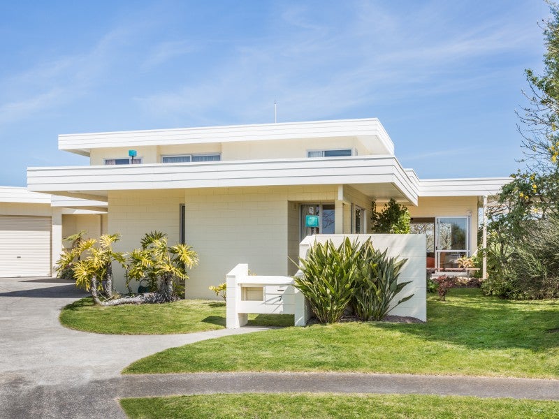 7 Waikonini Place, Havelock North, Havelock North - Carousel 1