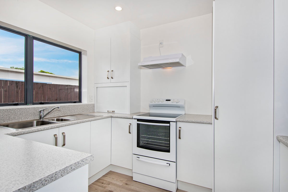 2B King ST, Kensington, Whangarei  - Carousel 2
