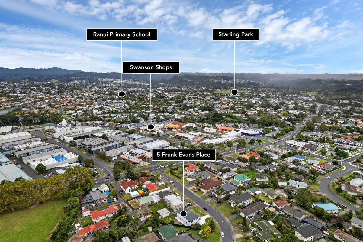 5 Frank Evans Place, Henderson, Auckland - Carousel 40