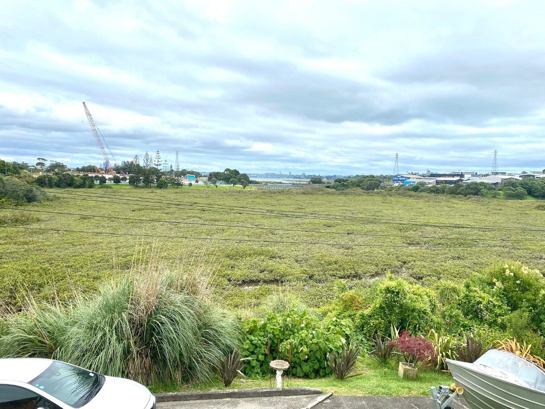 6/47 Bracken Avenue, Takapuna, Auckland - Carousel 2