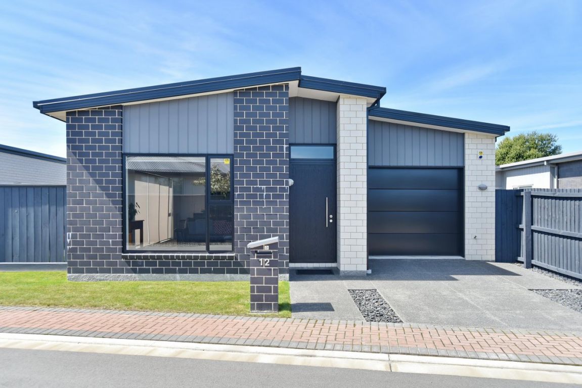 12 Ardnave Lane, Broomfield, Christchurch - Carousel 16