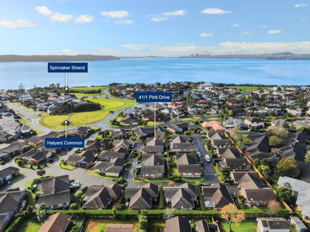 41/1 Piriti Drive, Te Atatu Peninsula, Auckland - Carousel 2