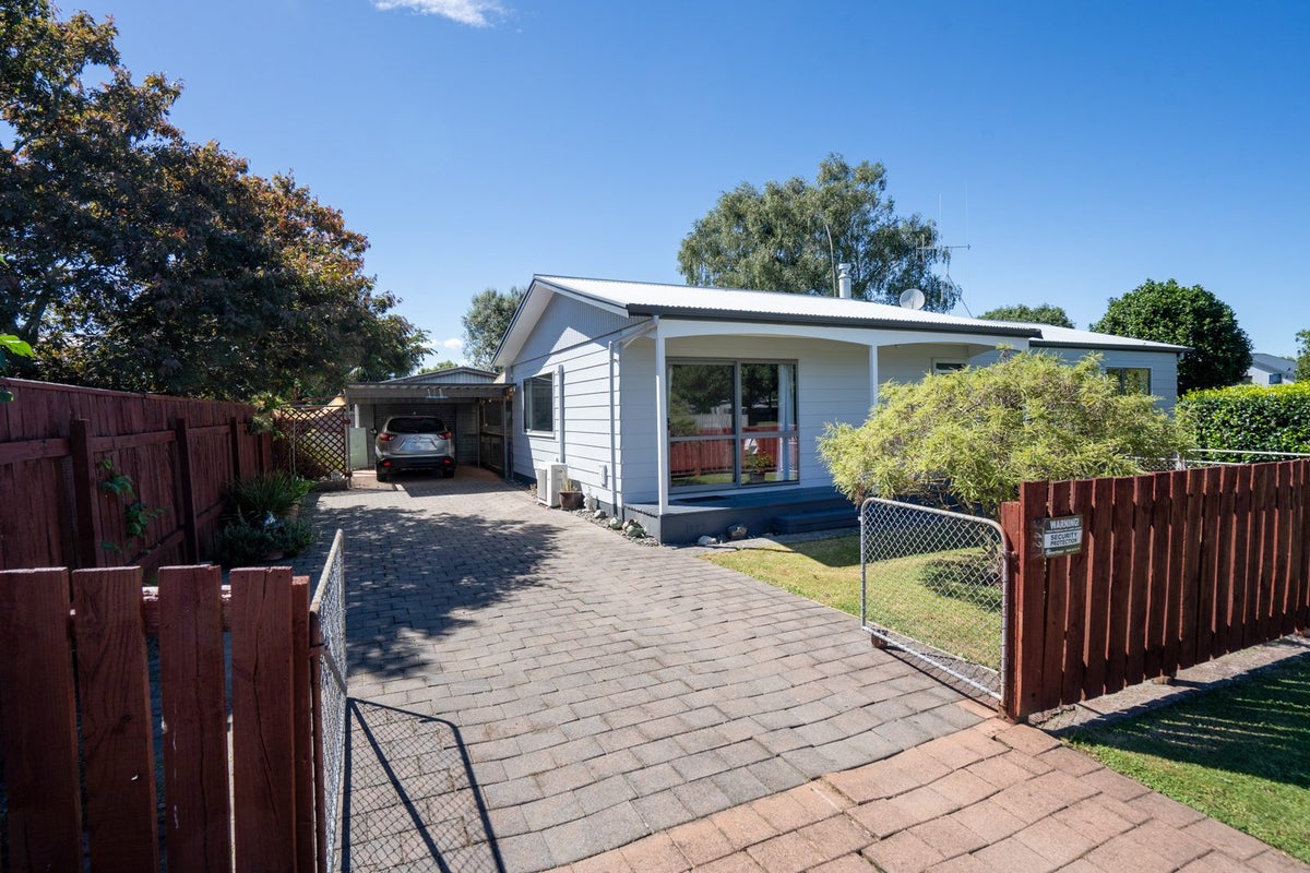42 Southey Street, Leamington, Cambridge - Carousel 1