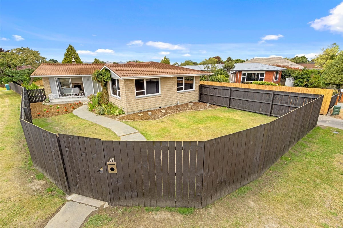 149 Springs Road, Hornby, Christchurch - Carousel 1