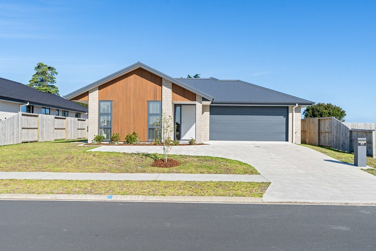 77 Kaurinui Crescent, One Tree Point, Whangārei - Carousel 1