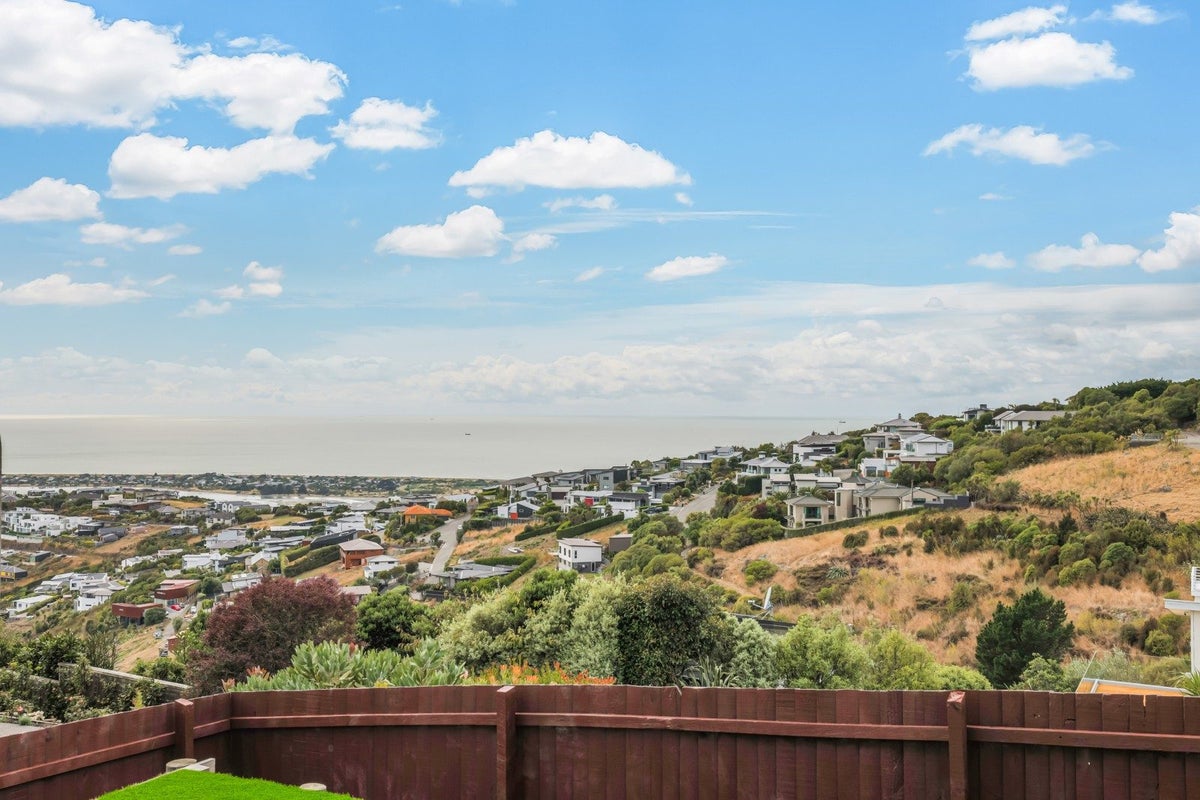 223B Mount Pleasant Road, Mount Pleasant, Christchurch - Carousel 34