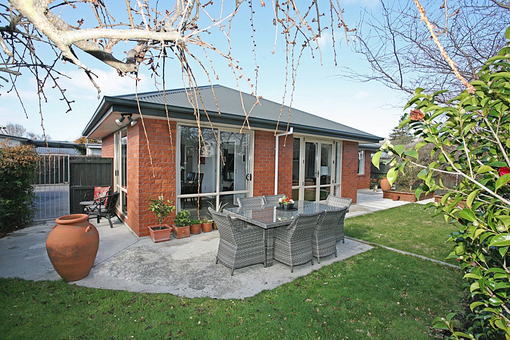 70 Tennyson Street, Sydenham, Christchurch - Carousel 1