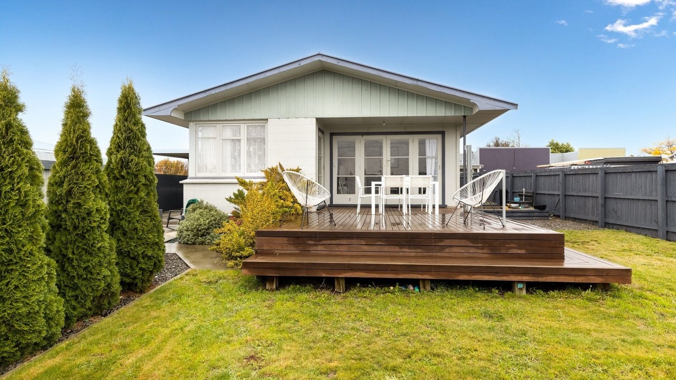13 Cleghorn Street, Redwoodtown, Blenheim - Carousel 1