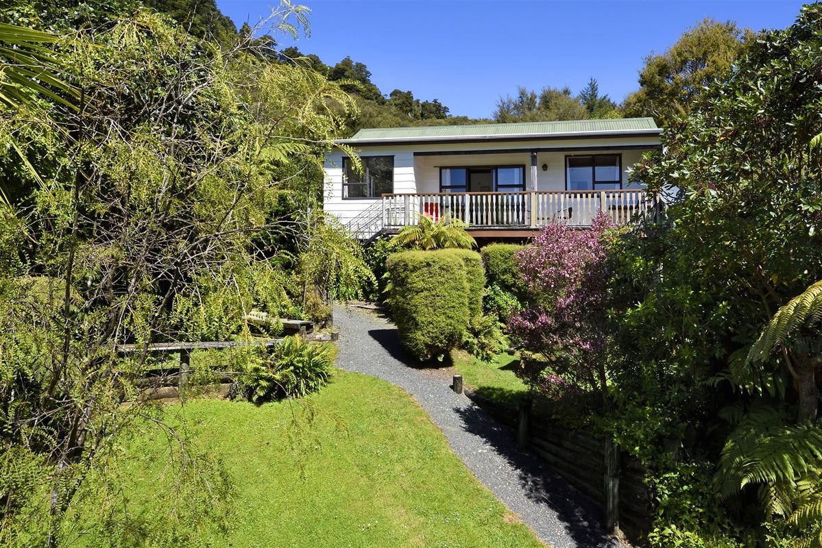 7 Matai Street, DUNCAN BAY - Carousel 2